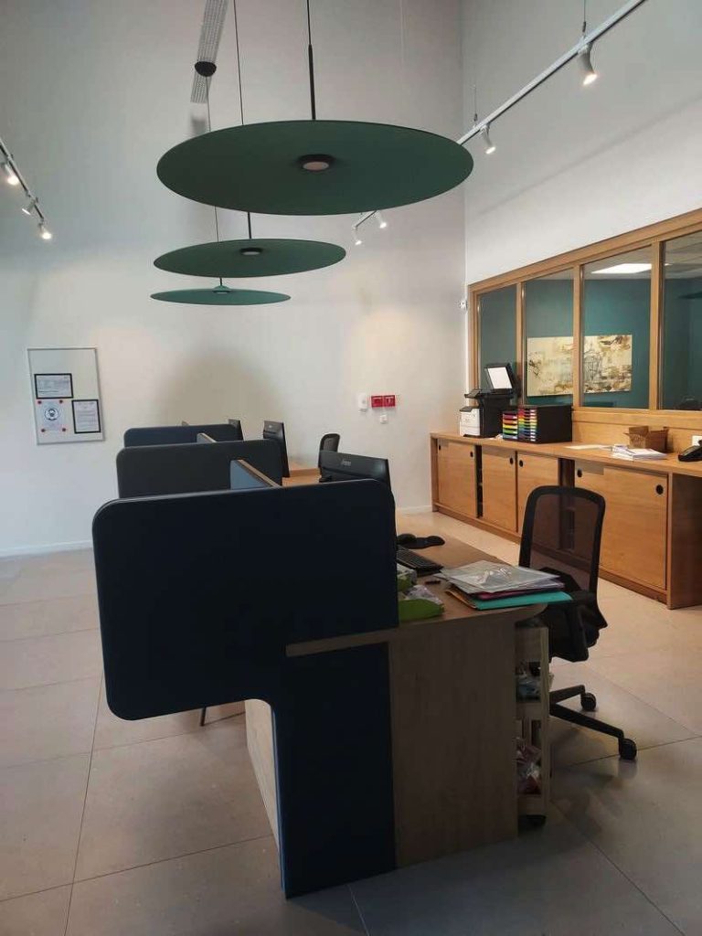 Un nouveau laboratoire BIOLAB 33 sur la rive droite ! 3 Artigues-bureaux