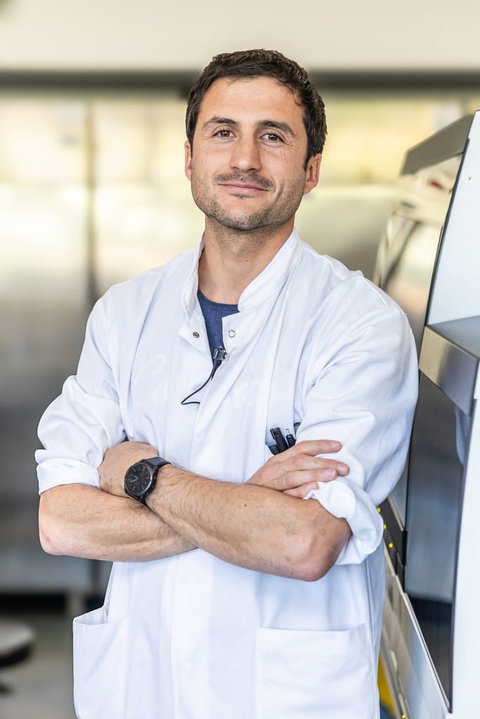 SIMON BENZIMRA